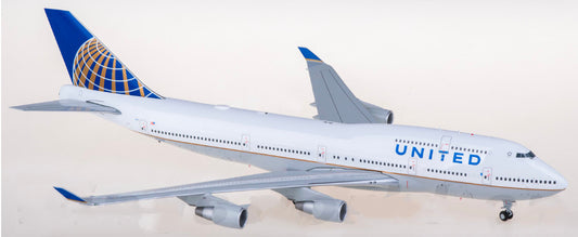 1:200 JC Wings United Airlines Boeing 747-400 Passenger Airplane Diecast Model