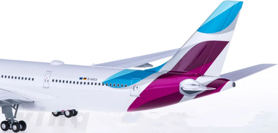 1:200 30CM Herpa Eurowings AIRBUS A330-200 Passenger Airplane ABS Plastic Model