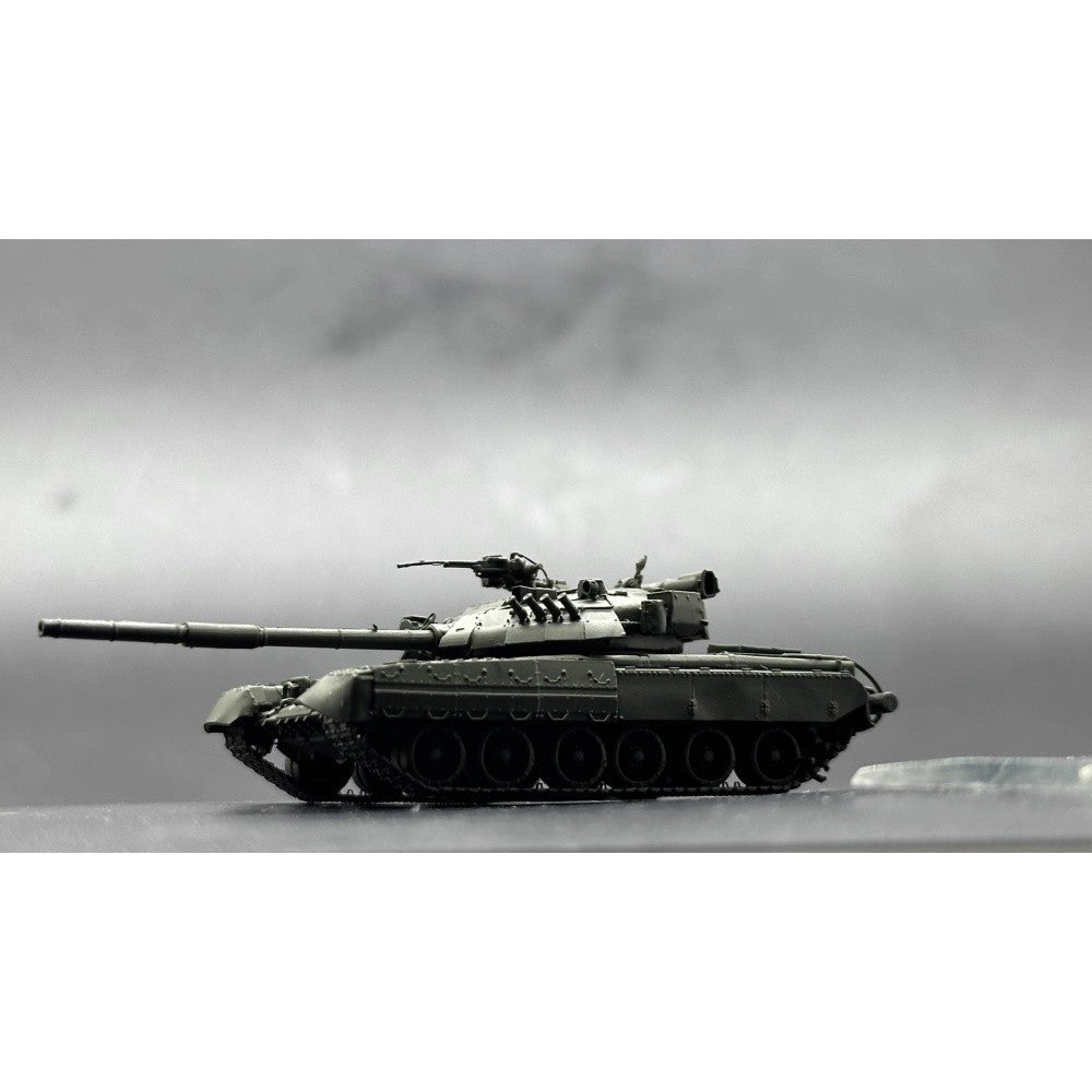 1/144 Ukrainian T-80UD Main Battle Tank Painted Finished Model