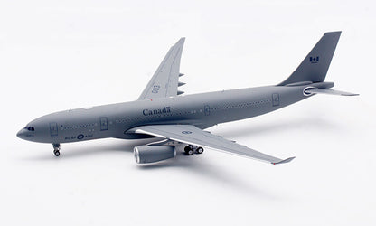 1:200 30CM InFlight Canada AIRBUS CC-330 HUSKY Aeroplane Diecast Aircraft Model