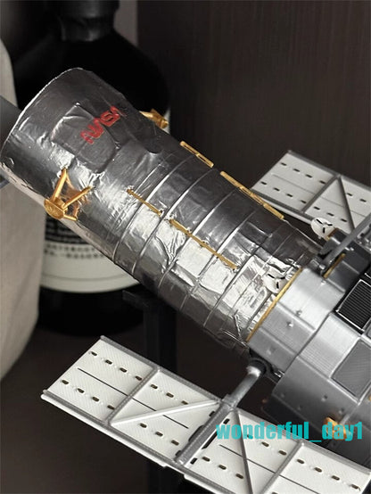 1/72 Scale Hubble Space Telescope HST Model Painted Toy Gifts