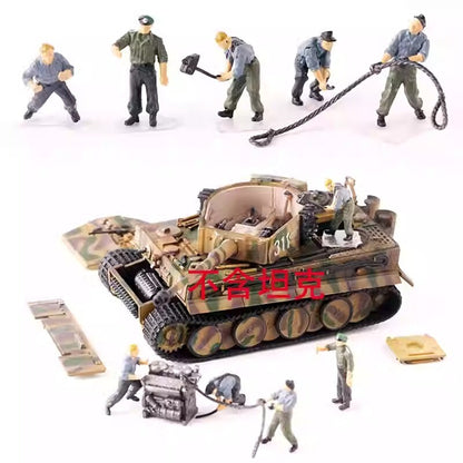 1/72 German Mechanical Engineer Engine Repairman Soldier 5 Soldier Model