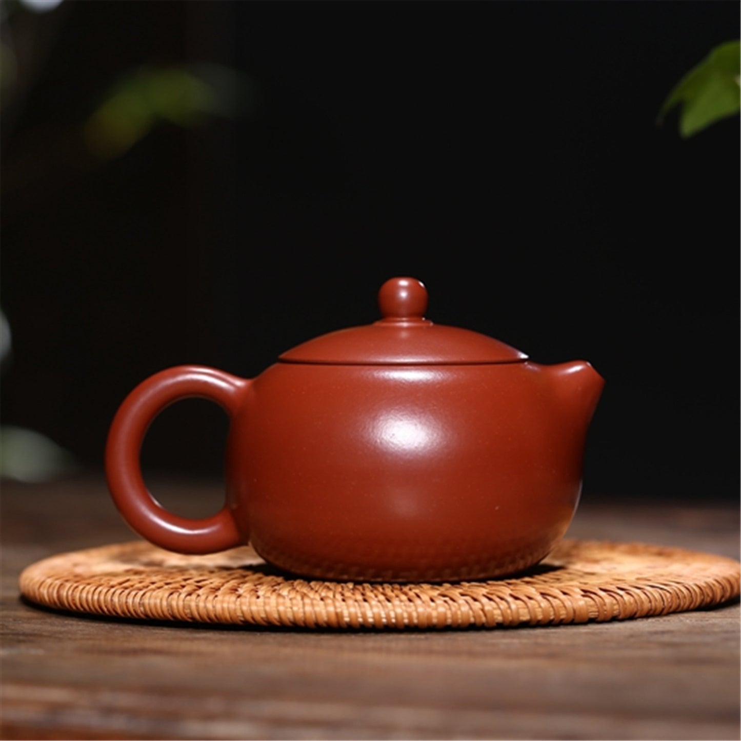 China Yixing Zisha Pottery Clovershrub Clay Handmade 200cc Mesh Teapot 西施