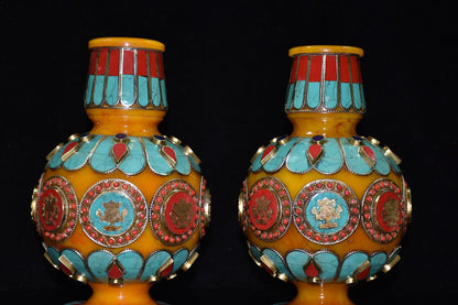 Collect a pair of Tibetan old honey wax inlaid turquoise gemstone vases
