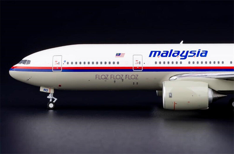 1:400 for NG Models for Malaysia Airlines B777-200ER 9M-MRO ULTIMATE COLLECTION