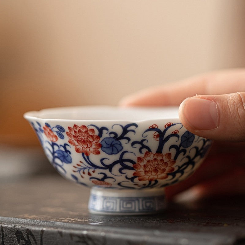 Blue-and-white Porcelain Tea Cup Creative Ceramic Master Cup Chinese Kungfu Cups