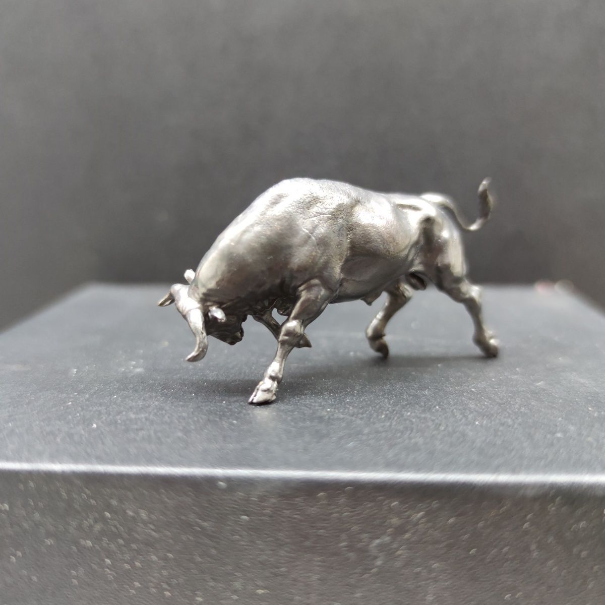 Pure Bronze Black Wall Street Bull Statue Model Ornaments Decor