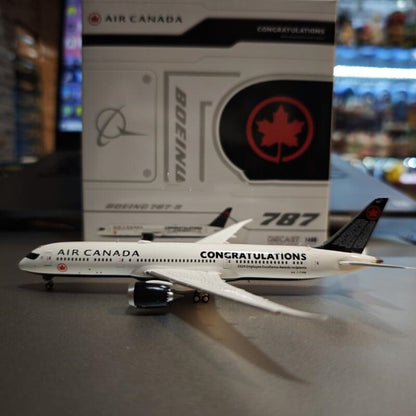 1:400 JC Wings Air Canada Boeing 787-9 Airplane Diecast Aircraft Model