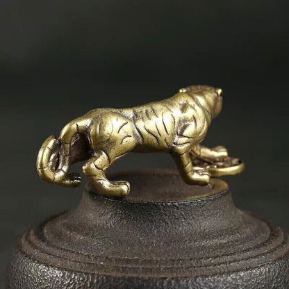 China Fengshui Bronze Copper Zodiac Year Tiger Beast Animal King Pendant Statue