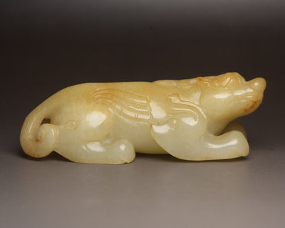 Chinese Natural Hetian Jade Carving Beast Statue Nice Figurines Collection Rare