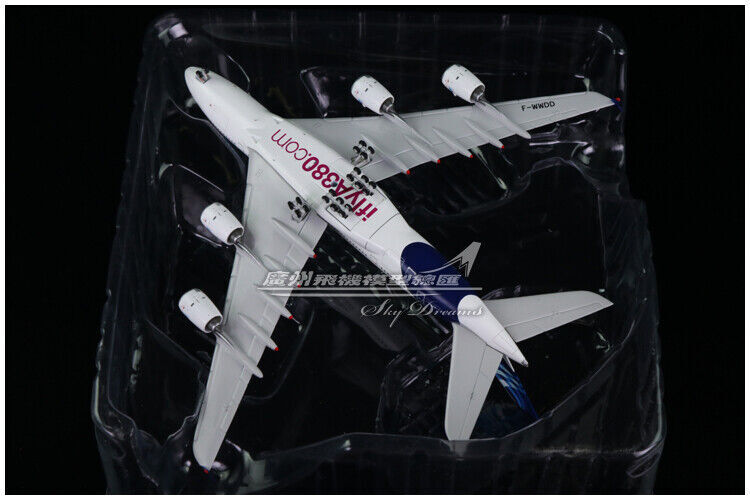 1:400 JC Wings AIRBUS A380 Own the sky Passenger Airplane Diecast Aircraft Model