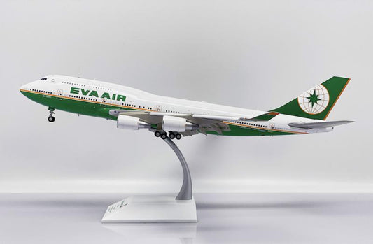 1:200 JC Wings Eva Air BOEING B747-400 Flap Down Airplane Diecast Aircraft Model