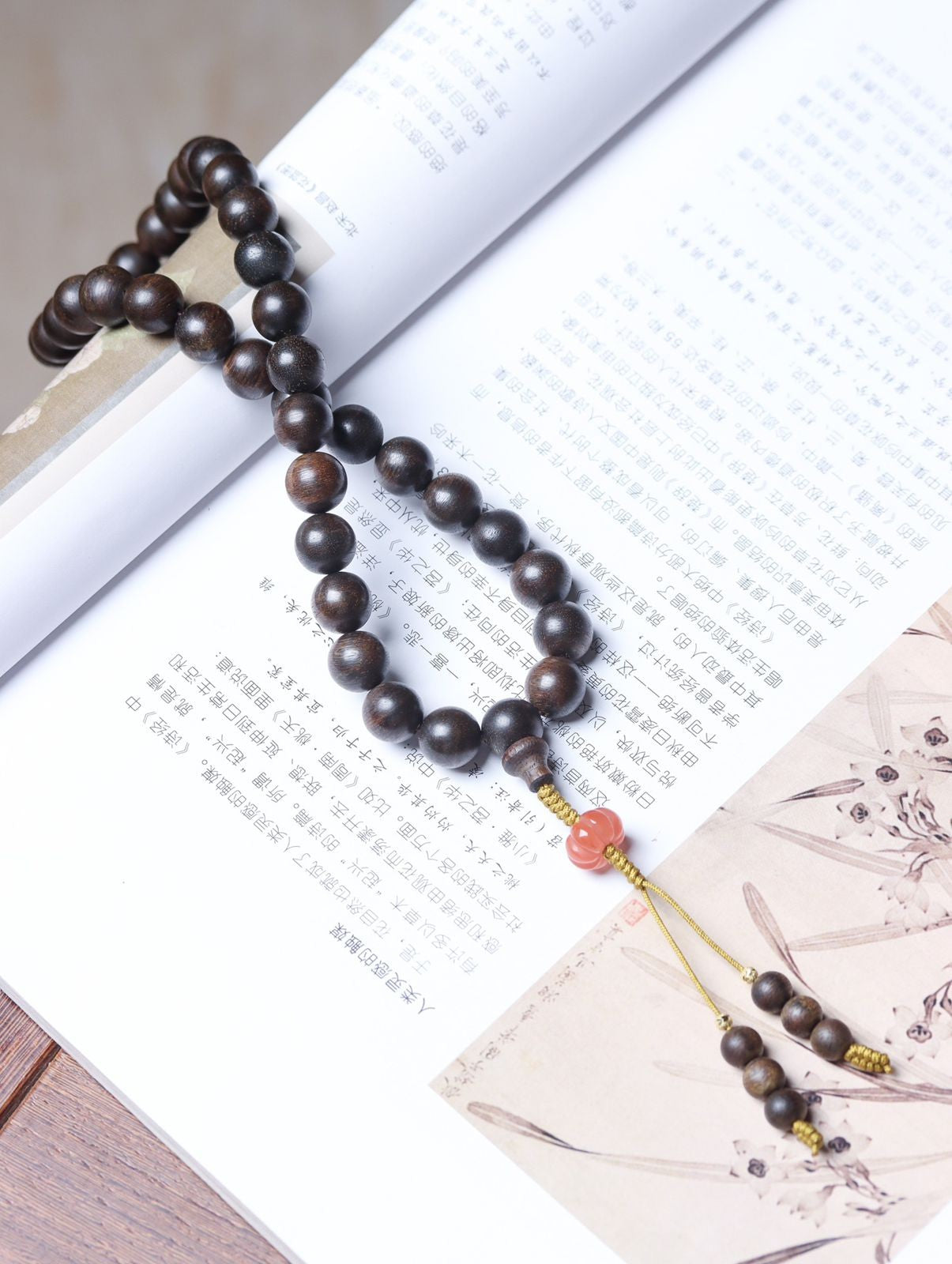 10mm Chinese Natural Eaglewood Handmade Exquisite Bracelets 31328