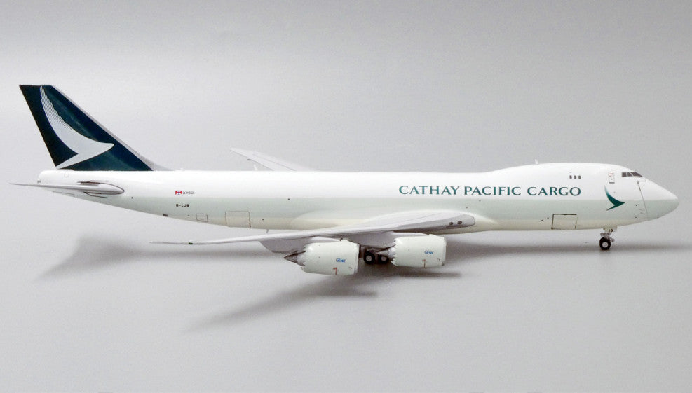1:400 JC Wings CATHAY PACIFIC CARGO BOEING 747-8F Plane Diecast Aircraft Model