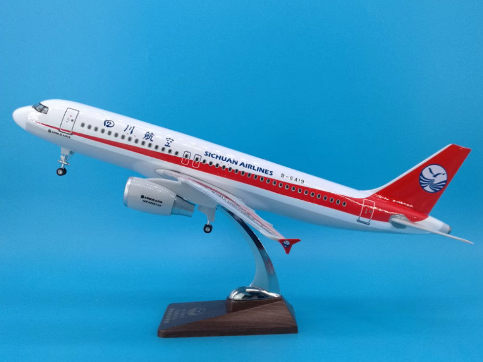 47CM SICHUAN AIRLINES AIRBUS A319 B-6419 Aircraft Landing Gear Resin Plane Model