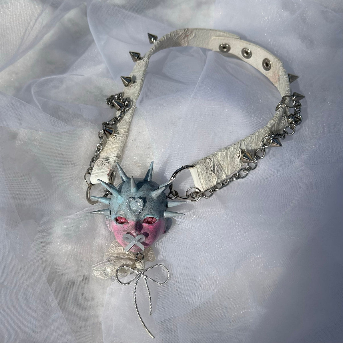 Original Dreamy Bow Spiked Doll Head Lace Choker Bell Chain Necklace