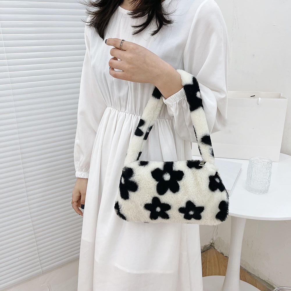 Fluffy Shoulder Bag Vintage Underarm Pouch Square Travelling Purse 22*14*7CM 1PC