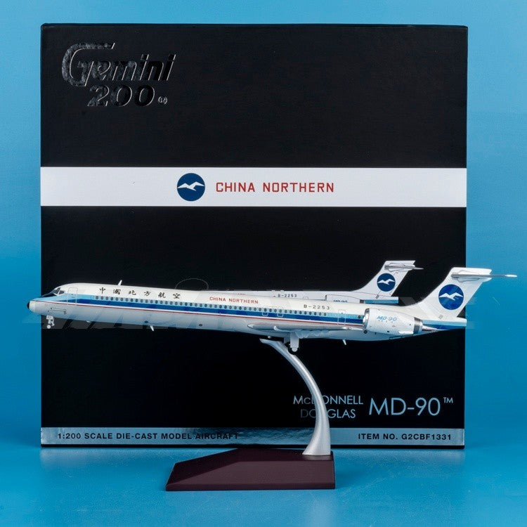 1:200 Geminijets China Northern Airlines MD-90 B-2253 Airplane Diecast Model