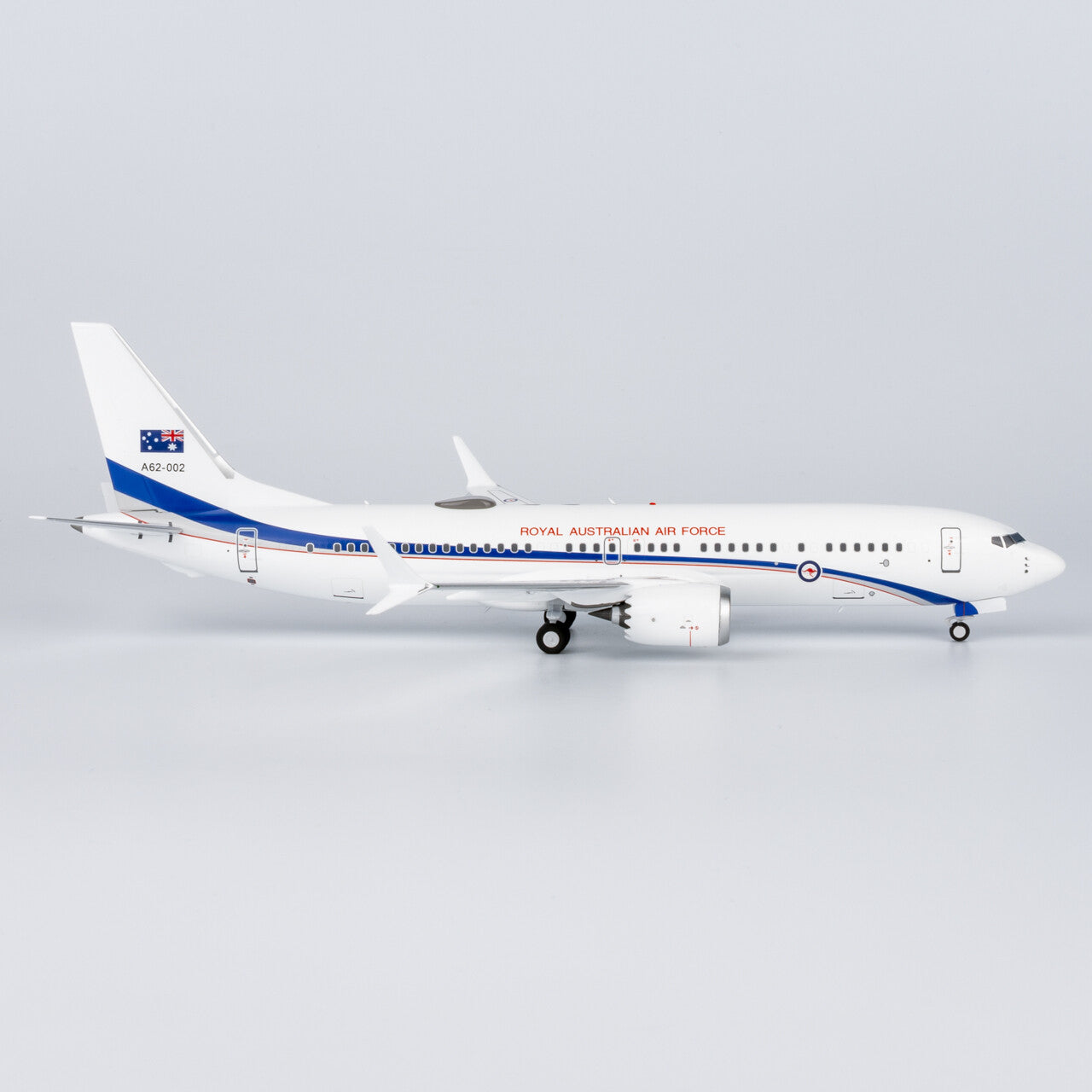 1:200 NG Models RAAF Boeing 737 MAX 8 Passenger Diecast Aircraft Model