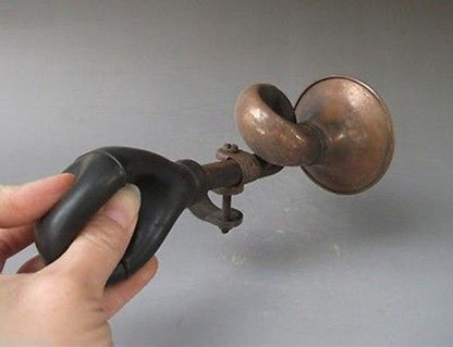 USEFUL CHINESE OLD BRONZE COLLECTABLE HANDWORK BIKE HORN ORNAMENTS