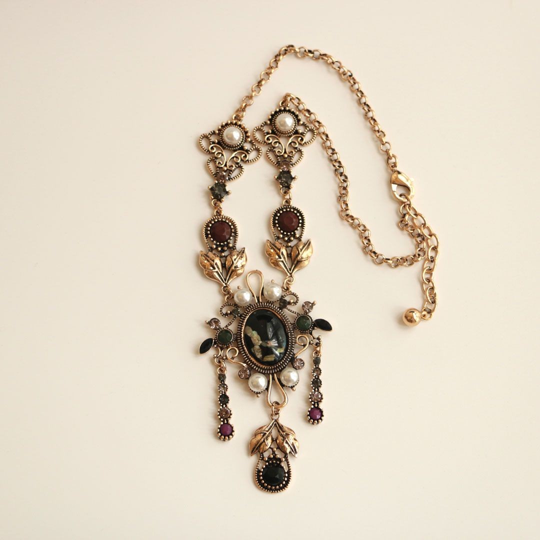 Dark Goddess Bohemian Necklace Vintage Ethnic Crystal Tassel Forehead Pendant