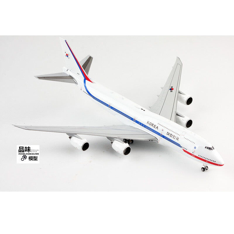 JC Wings 1/400 Korean Air Force Boeing B747-8 Presidential Plane Alloy Model