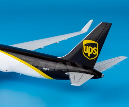 1:200 28CM GeminiJets UPS BOEING 767-300ERF Aeroplane Diecast Airplane Model