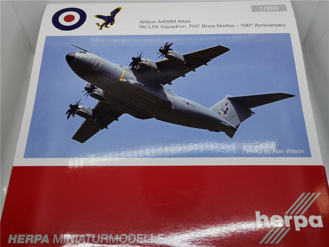 1:200 Herpa A400M Atlas No LXX Squadron RAF Brize Norton Aircraft Diecast Model