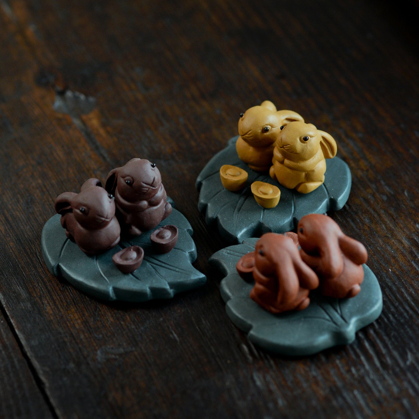 One Little Rabbit Chinese Novel Tea Pet Zisha Tea Play House Warming Ornament