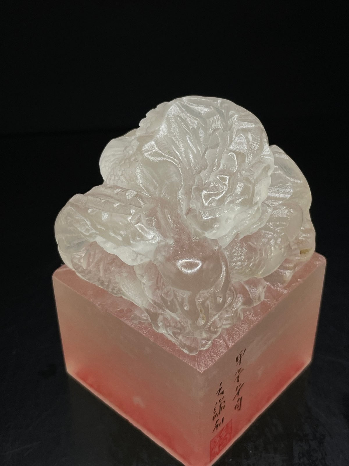 Chinese Natural Shoushan Stone Hand-carved Exquisite Auspicious Beast Seal 31332