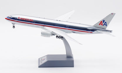 1:200 32CM InFlight American BOEING 777-200 Passenger Airplane Diecast Model