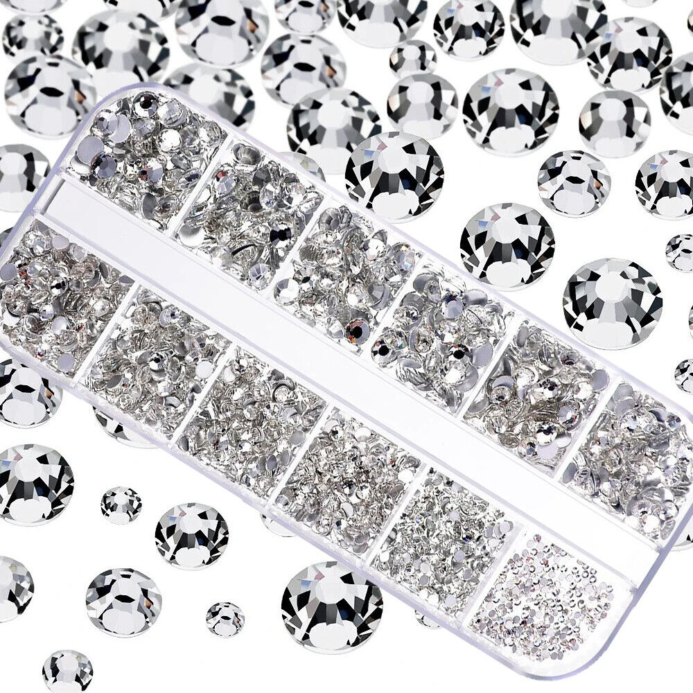 Nail Charms 30Pcs Boxed Luxury Shiny Planet Alloy 3D Art Rhinestones Bling Decor