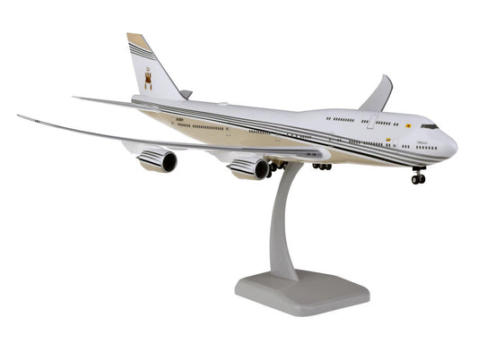 1:200 38CM Hogan Brunei BOEING 747-8 Passenger Airplane ABS Plastic Plane Model