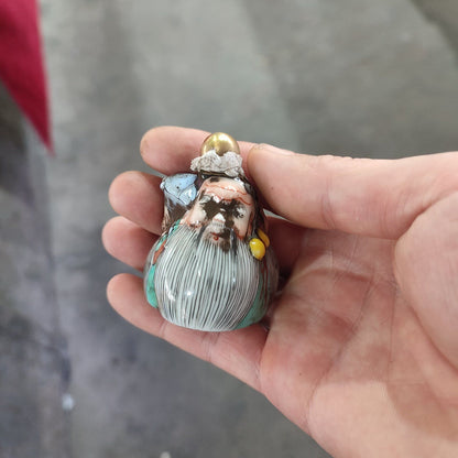 A Chinese Famille Rose Porcelain Snuff Bottle God Longevity Statue Men Painted