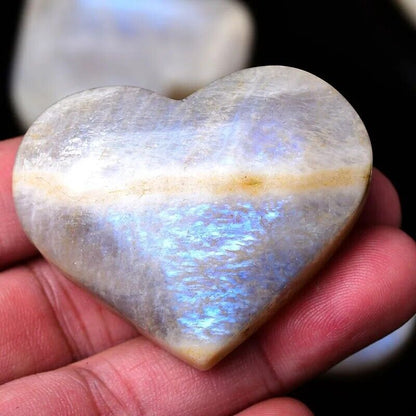 Healing Crystals Natural Moonstones Heart Hand-Polished Free Form Quartz 40-50mm