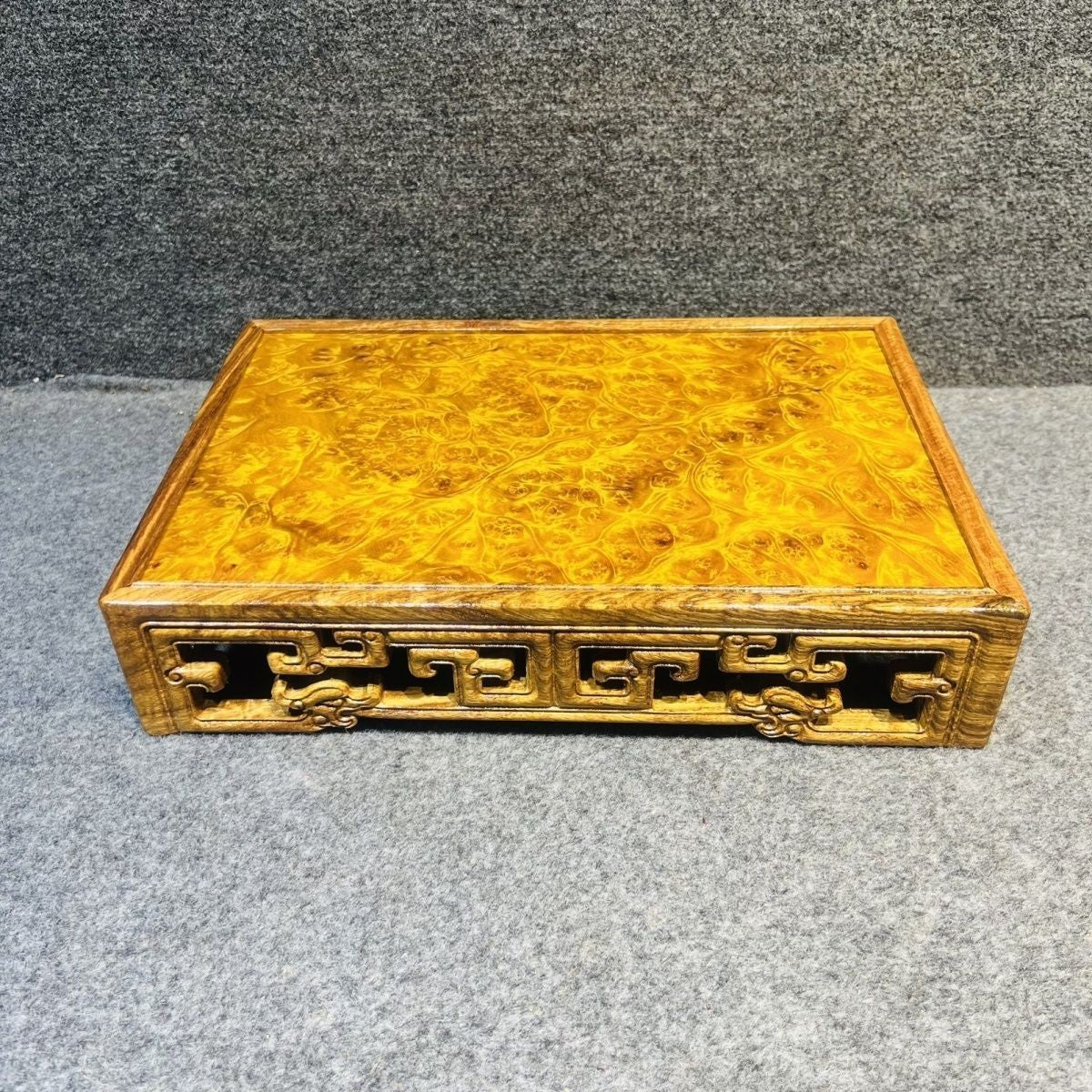 Golden Camphor Burl Wood Carved Base 32×22×7cm Display Stand
