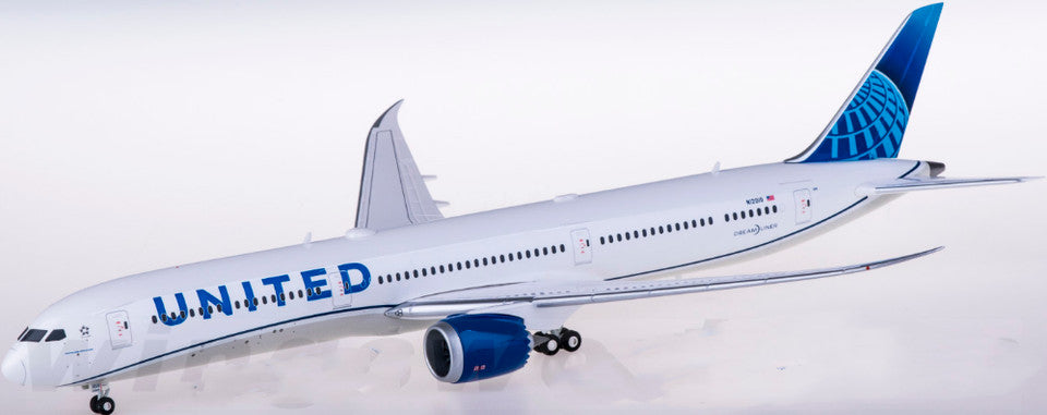 1:200 34CM Herpa UNITED BOEING 787-10 Passenger Airplane ABS Plastic Plane Model