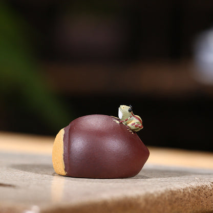 Creative Water Spray Tea Pet Tea Set Chestnut Frog Tea Play Sculpture Decoration