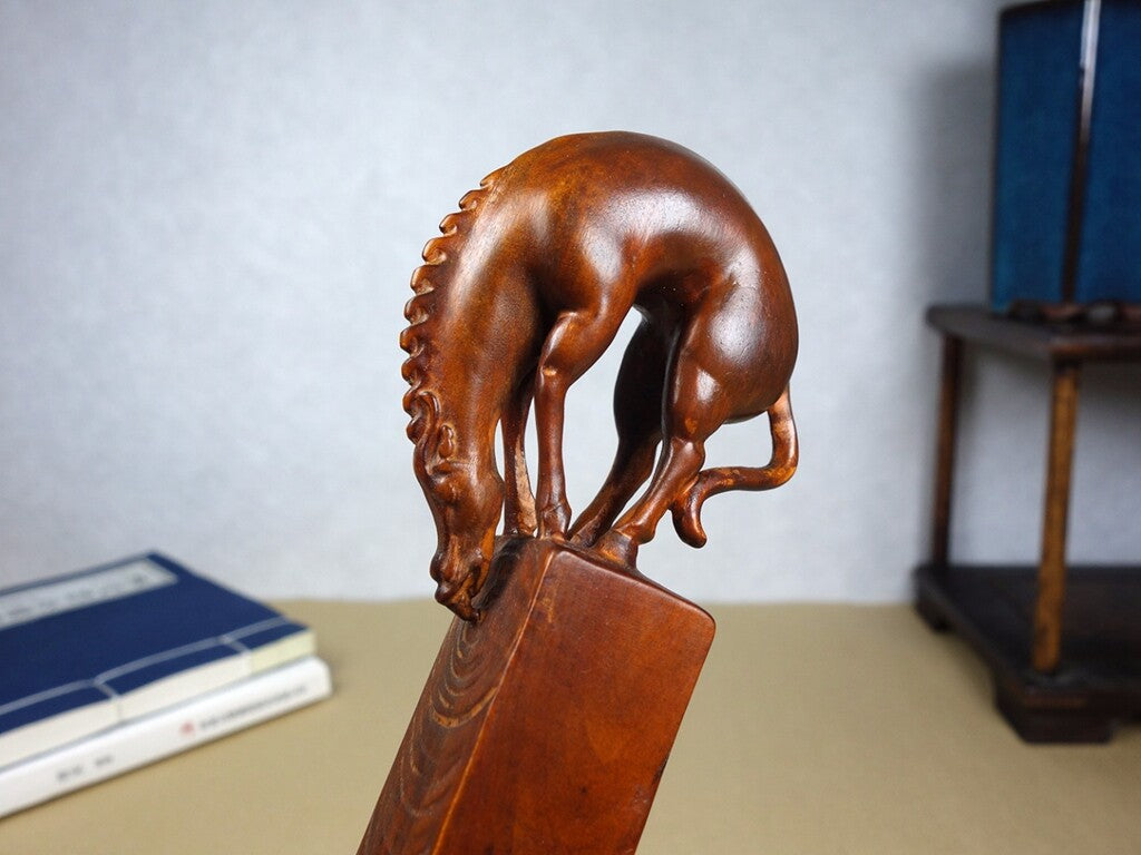 Chinese Natural Boxwood Hand carved Exquisite Horse Seals AE2688