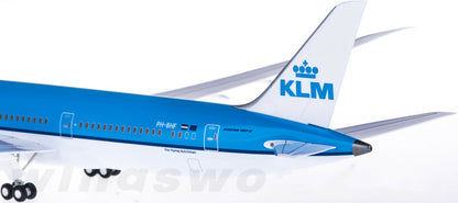 1:200 32CM Hogan KLM BOEING 787-9 Passenger Airplane ABS Plastic Aircraft Model