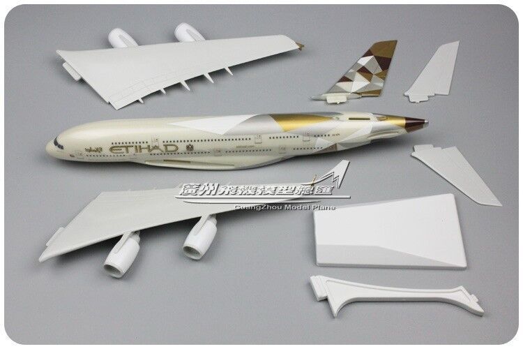 36CM 1:200 ETIHAD AIRBUS A380 Passenger Airplane ABS Plastic Assembled Model