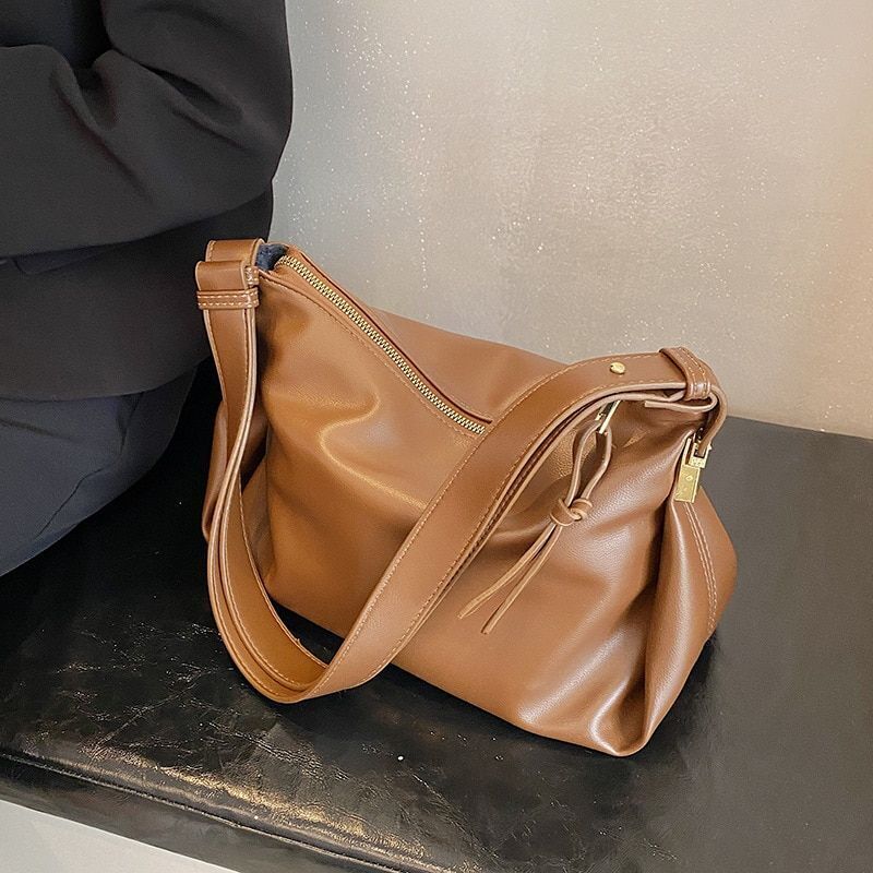 Soft Surface Large Bag Summer Fashion Underarm Purses Shoulder Bags 28*13*19 CM