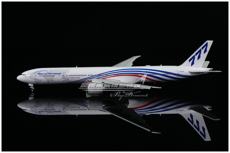 1:400 JC Wings BOEING 777-300ER Passenger Airplane Flap Down Diecast Plane Model