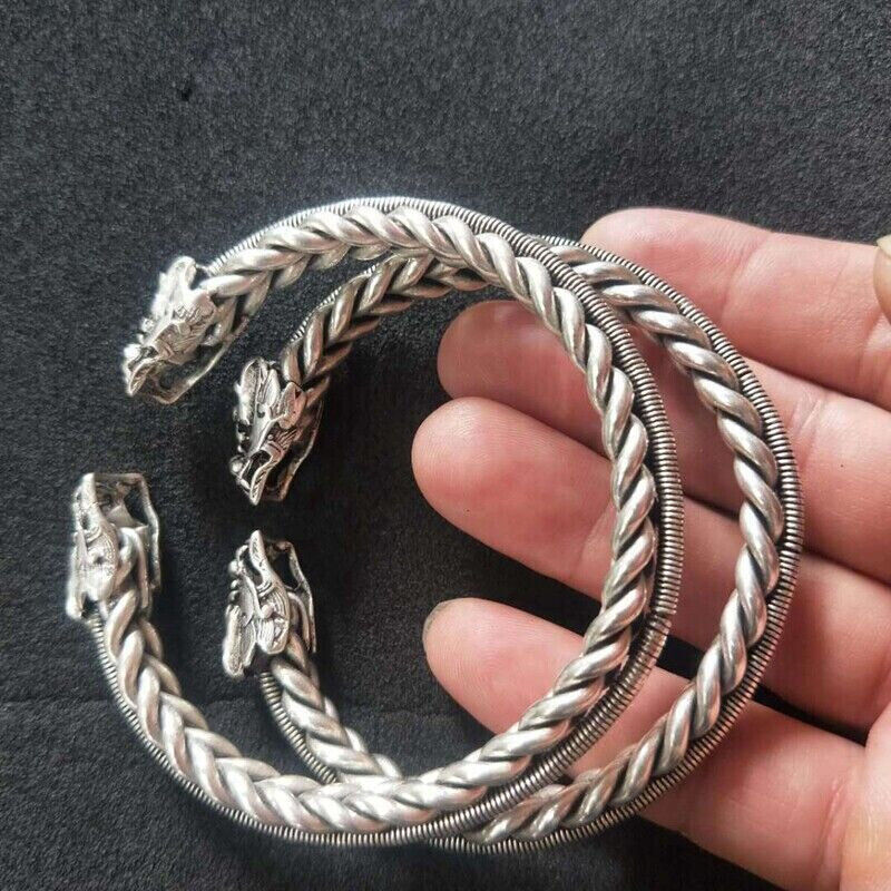 Chinese old Tibet Silver handcarved Dragon head pattern bracelet