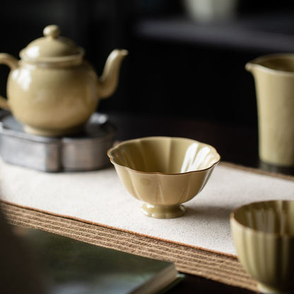 Ding Ware Yellow Handmade Sunflower Cup Master Cup Kung Fu Tea Set Tea Tasting