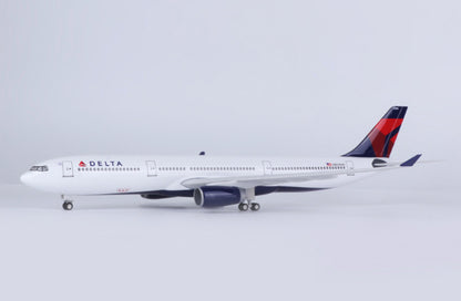 47CM 1:135 DELTA AIRBUS A330 Passenger Airplane Landing Gears Resin Plane Model