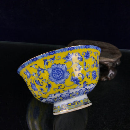 Old Chinese Blue and white porcelain outline in gold flowers pattern bowl Qianlo