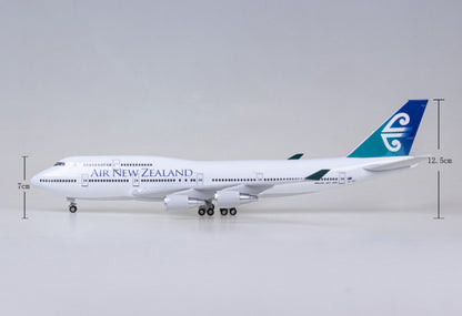 1:150 47CM AIR NEW ZEALAND BOEING 747-400 Airplane Landing Gear Resin Model