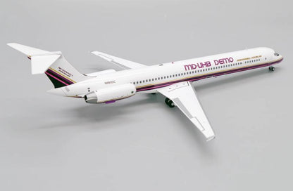 1:200 JC Wings MODONNELL DOUGLAS MD-81Passenger Airplane Diecast Aircraft Model