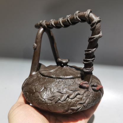 Chinese Yixing Zisha Clay Handmade Exquisite Teapot （藤把提梁壶 低款：供春 )